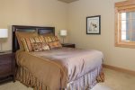 Guest Room with Queen Bed